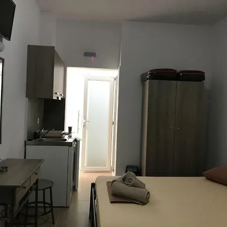 Apartment Kallirroi Vrasna